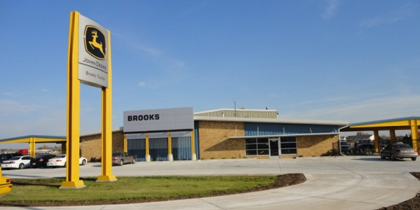 Brooks Tractor Incorporated - De Pere